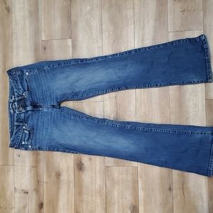 AE Boyfriend jeans